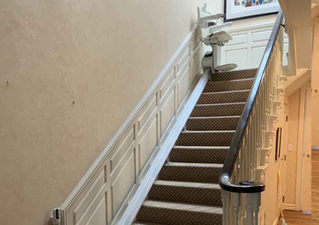 stair-lift-1100 Stair Lift 1100