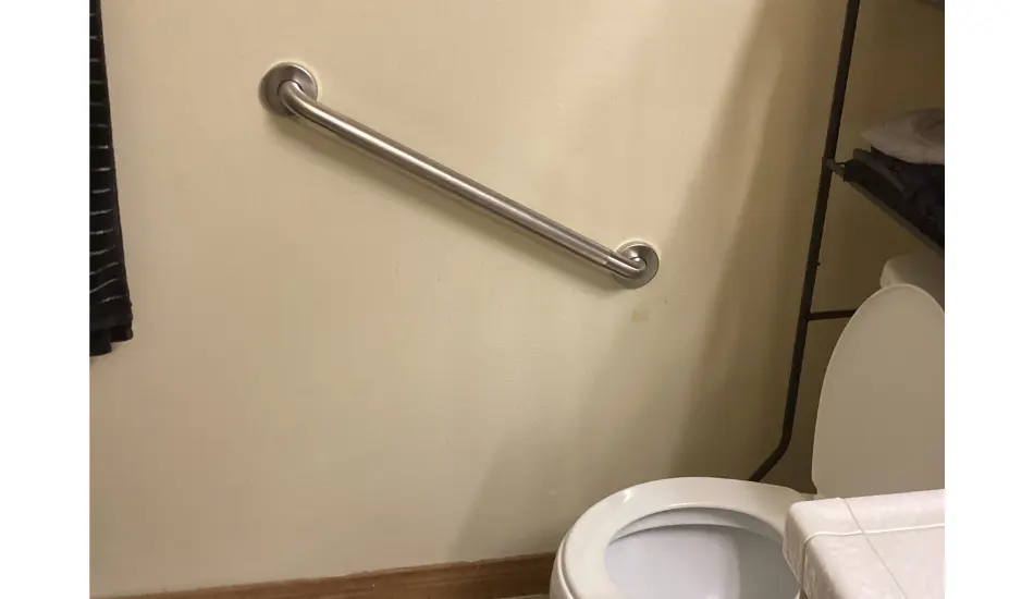 diagonal grab bar placement