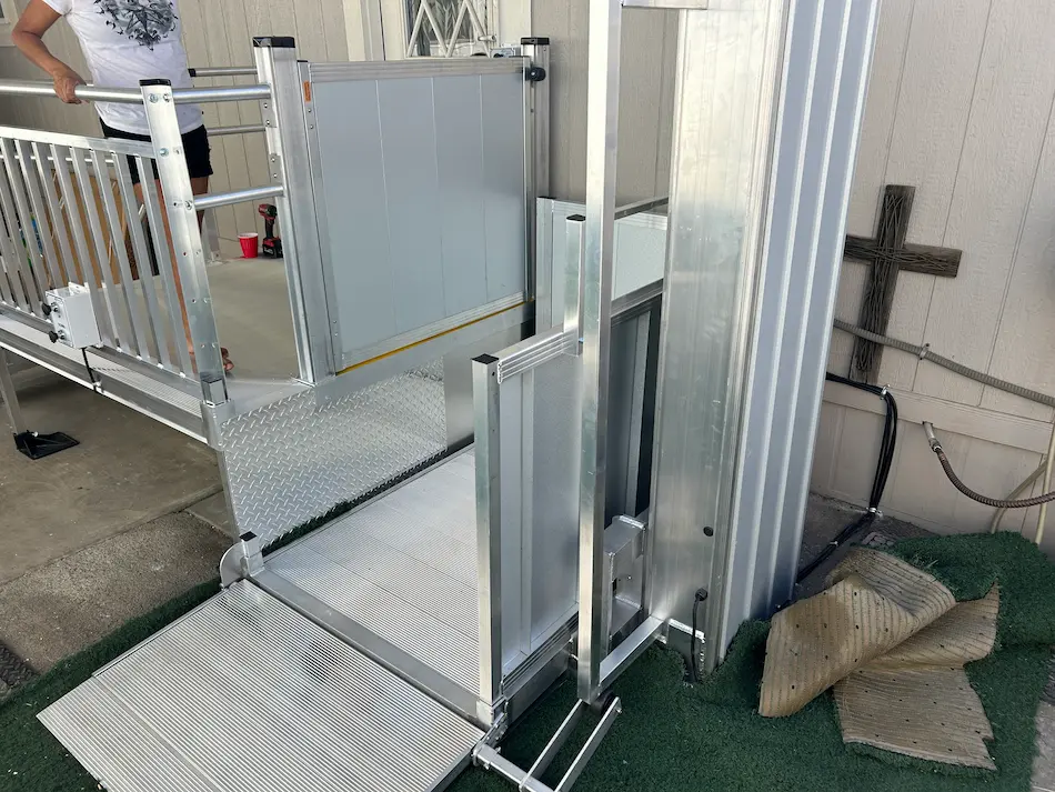 what is a vertical platform lift